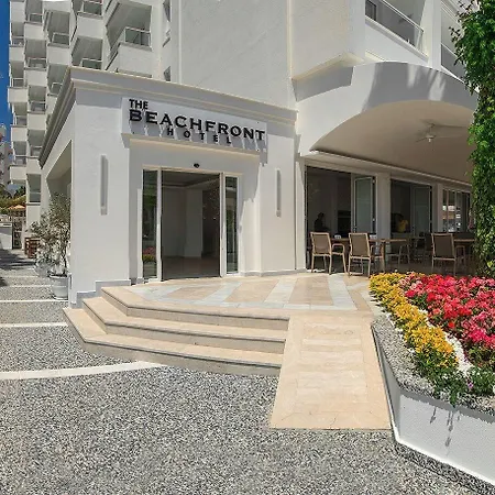 The Beachfront Adult Only 16 فندق