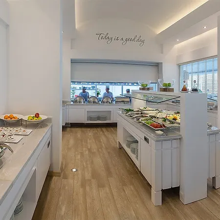 The Beachfront Adult Only 16 호텔