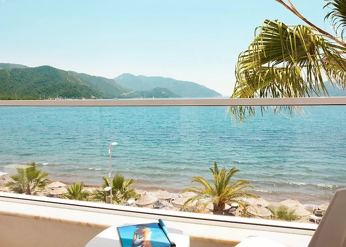 The Beachfront Adult Only 16 Szálloda