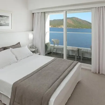 The Beachfront Adult Only 16 3*