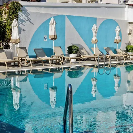 Hotel The Beachfront Adult Only 16