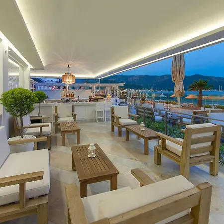 The Beachfront Adult Only 16 3*