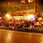 The Beachfront Adult Only 16 호텔 3*