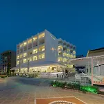호텔 The Beachfront Adult Only 16 말마리스
