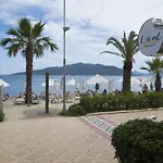 The Beachfront Adult Only 16